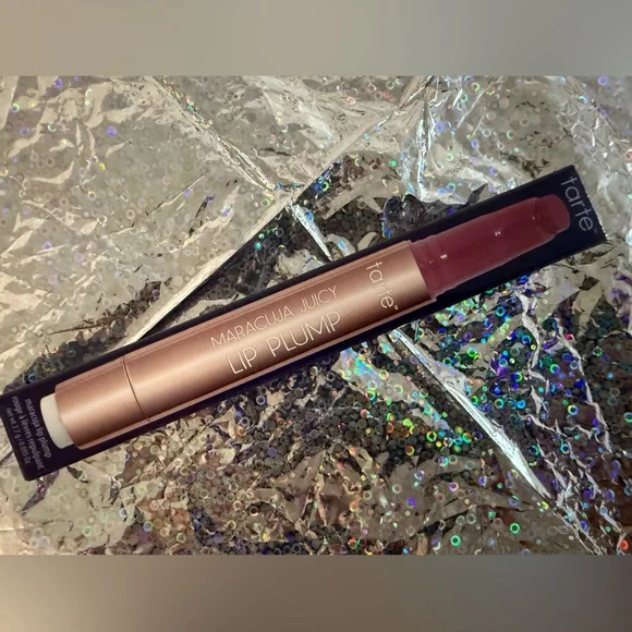 New Tarte Maracuja Juicy Lip Plump Dragon Fruit Color - Picture 3 of 8